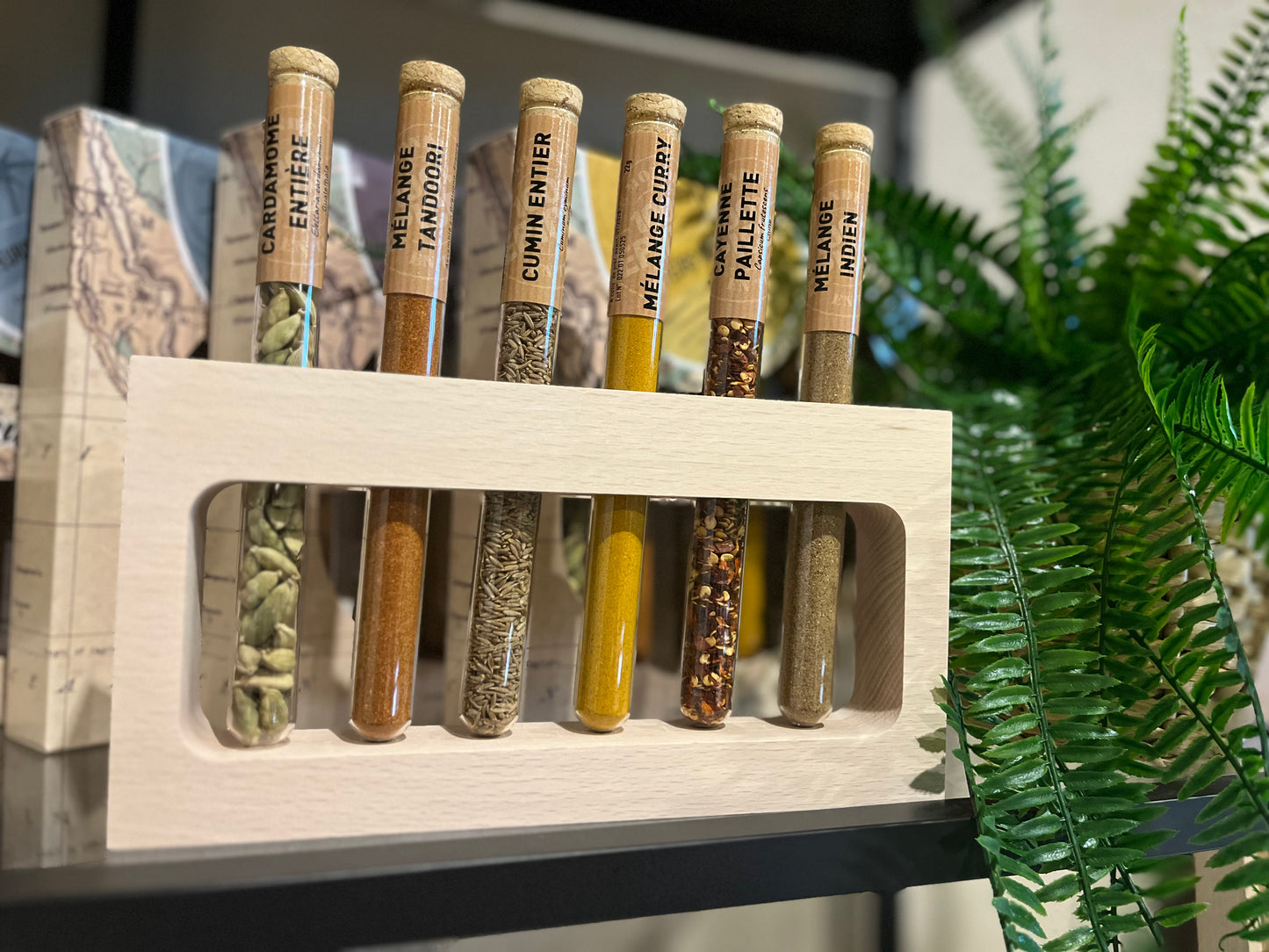SUPPORT EN BOIS - 6 tubes à épices classique